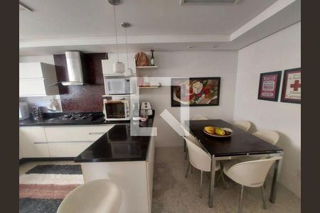Apartamento para alugar com 242m², 4 quartos e 3 vagasCozinha