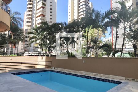 Apartamento para alugar com 242m², 4 quartos e 3 vagasPiscina