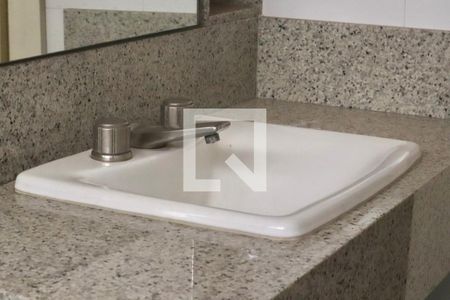 Apartamento para alugar com 242m², 4 quartos e 3 vagasBanheiro 2