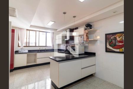 Apartamento para alugar com 242m², 4 quartos e 3 vagasCozinha