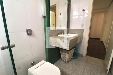 Apartamento para alugar com 242m², 4 quartos e 3 vagasBanheiro 2