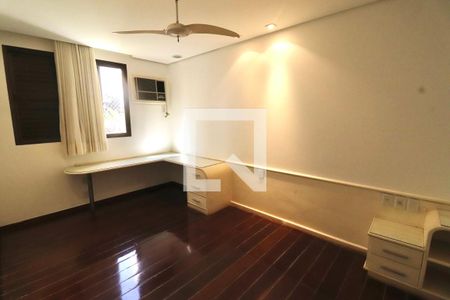 Apartamento para alugar com 242m², 4 quartos e 3 vagasQuarto 4