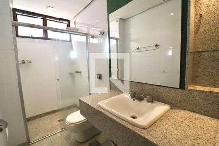 Apartamento para alugar com 242m², 4 quartos e 3 vagasBanheiro 2