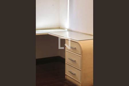 Apartamento para alugar com 242m², 4 quartos e 3 vagasDetalhes Quarto