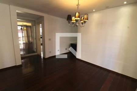 Apartamento para alugar com 242m², 4 quartos e 3 vagasSala 2