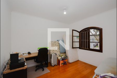 Casa à venda com 229m², 3 quartos e 3 vagas Casa à venda com 229m², 3 quartos e 3 vagasQuarto 2