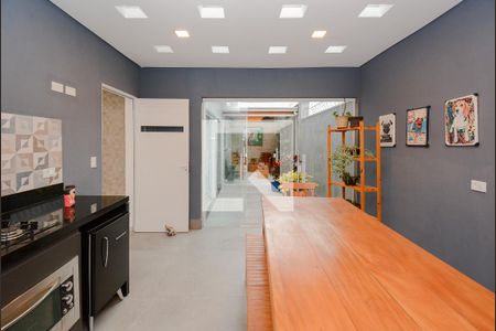 Casa à venda com 229m², 3 quartos e 3 vagas Casa à venda com 229m², 3 quartos e 3 vagasquintal - Área gourmet