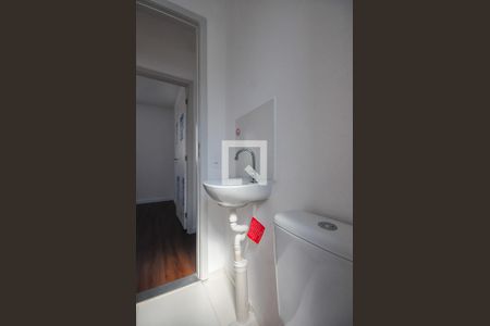 Apartamento para alugar com 38m², 2 quartos e sem vagaBanheiro