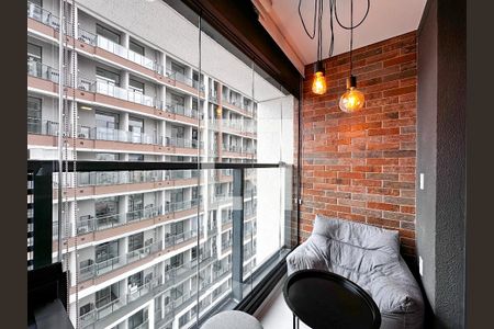 Sacada de kitnet/studio à venda com 0 quarto, 25m² em Jardim das Acácias, São Paulo