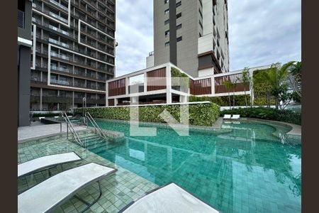 Studio para alugar com 25m², 0 quarto e sem vagaPiscina