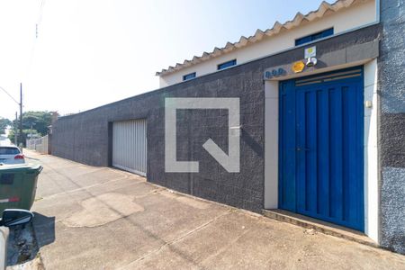 Studio para alugar com 30m², 1 quarto e 1 vaga Studio para alugar com 30m², 1 quarto e 1 vagaFachada