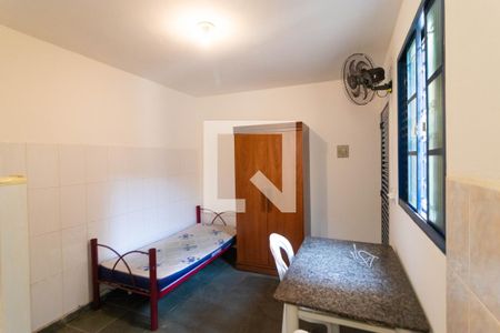 Studio para alugar com 30m², 1 quarto e 1 vaga Studio para alugar com 30m², 1 quarto e 1 vagaKitnet