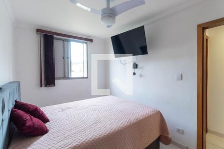 Quarto 1 de apartamento para alugar com 2 quartos, 55m² em Vila Sílvia, São Paulo