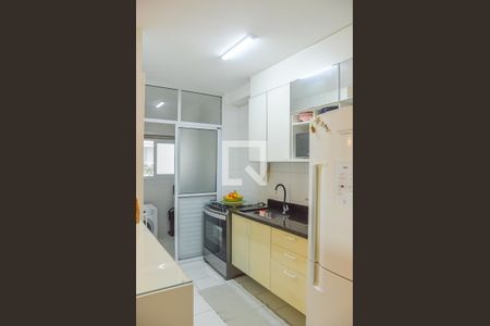 Apartamento à venda com 81m², 3 quartos e 2 vagas Apartamento à venda com 81m², 3 quartos e 2 vagasCozinha