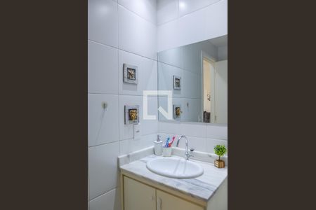 Apartamento à venda com 81m², 3 quartos e 2 vagas Apartamento à venda com 81m², 3 quartos e 2 vagasBanheiro