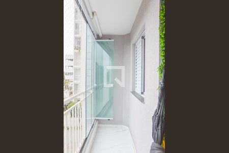 Apartamento à venda com 81m², 3 quartos e 2 vagas Apartamento à venda com 81m², 3 quartos e 2 vagasSacada