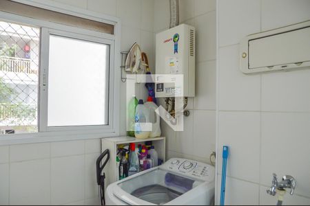 Apartamento à venda com 81m², 3 quartos e 2 vagas Apartamento à venda com 81m², 3 quartos e 2 vagasÁrea de Serviço