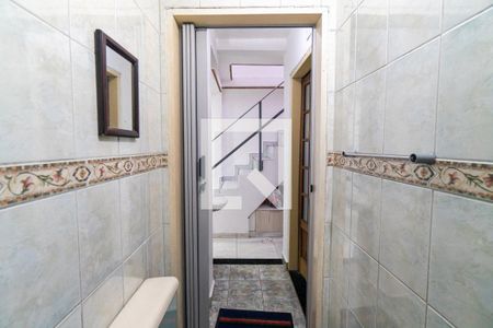 Casa à venda com 112m², 3 quartos e 2 vagasCasa 2 - Banheiro Social