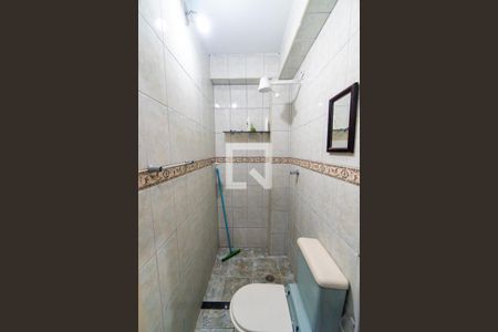 Casa à venda com 112m², 3 quartos e 2 vagasCasa 2 - Banheiro Social