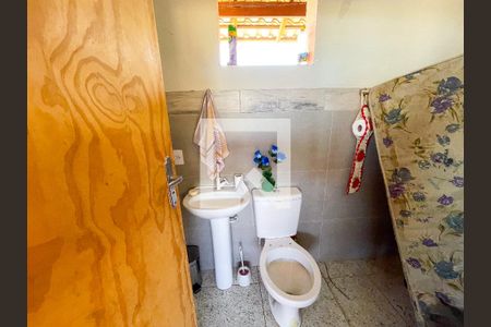 Casa à venda com 250m², 6 quartos e 8 vagasBanheiro terraço