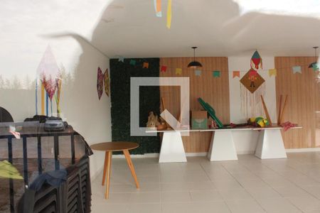 Apartamento para alugar com 44m², 2 quartos e 1 vagaÁrea comum - Salão de festas