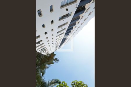 Fachada de apartamento à venda com 3 quartos, 130m² em Vila Nova Conceição, São Paulo