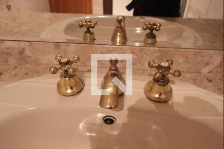 Apartamento à venda com 130m², 3 quartos e 1 vagaBanheiro