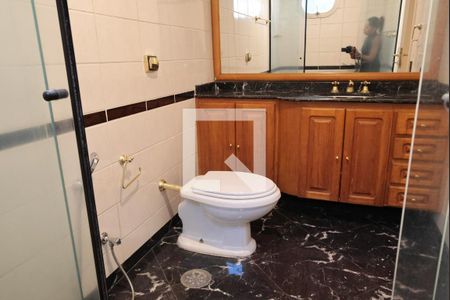 Apartamento à venda com 130m², 3 quartos e 1 vagaBanheiro da Suíte