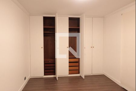 Apartamento à venda com 130m², 3 quartos e 1 vagaSuíte