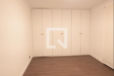 Apartamento à venda com 130m², 3 quartos e 1 vagaSuíte