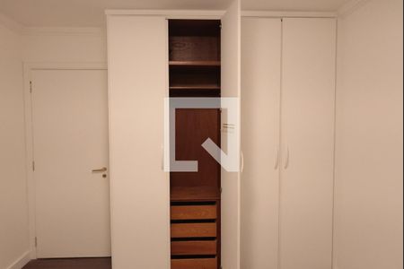 Quarto 1 de apartamento à venda com 3 quartos, 130m² em Vila Nova Conceição, São Paulo