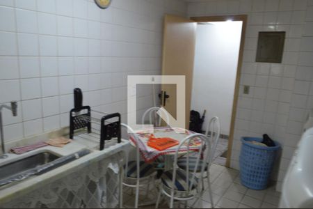 Apartamento à venda com 86m², 3 quartos e 1 vagaCozinha