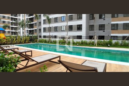 Apartamento à venda com 33m², 1 quarto e sem vaga Apartamento à venda com 33m², 1 quarto e sem vagaÁrea comum - Piscina