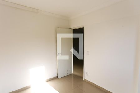 quarto 1 de apartamento para alugar com 2 quartos, 46m² em Jardim Catanduva, São Paulo