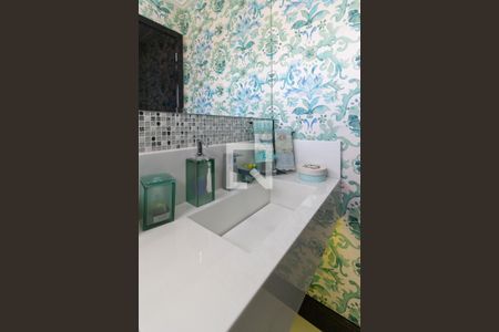 Apartamento à venda com 342m², 4 quartos e 4 vagas Apartamento à venda com 342m², 4 quartos e 4 vagasLavabo