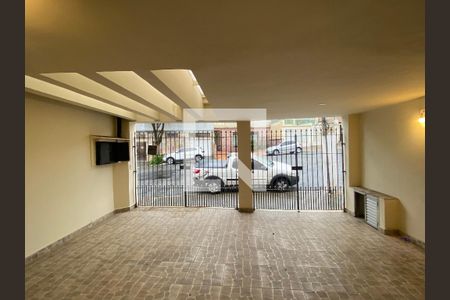 Casa à venda com 227m², 4 quartos e 2 vagas Casa à venda com 227m², 4 quartos e 2 vagasGaragem