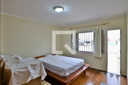 Casa à venda com 227m², 4 quartos e 2 vagas Casa à venda com 227m², 4 quartos e 2 vagasQuarto 3