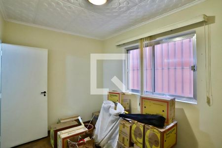 Casa à venda com 227m², 4 quartos e 2 vagas Casa à venda com 227m², 4 quartos e 2 vagasQuarto 4