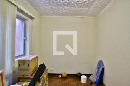 Casa à venda com 227m², 4 quartos e 2 vagas Casa à venda com 227m², 4 quartos e 2 vagasQuarto 4