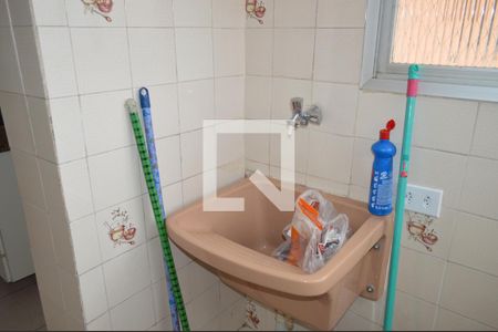 Apartamento para alugar com 57m², 3 quartos e 1 vagaÁrea de Serviço