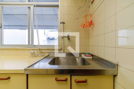 Apartamento à venda com 352m², 4 quartos e 3 vagas Apartamento à venda com 352m², 4 quartos e 3 vagasÁrea de Serviço