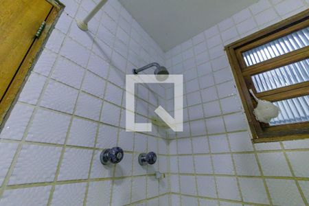 Apartamento à venda com 352m², 4 quartos e 3 vagas Apartamento à venda com 352m², 4 quartos e 3 vagasBanheiro da Suíte 1