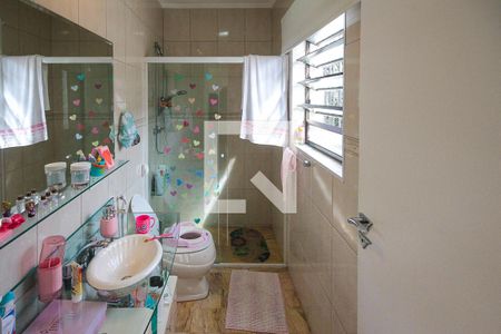 Casa à venda com 250m², 3 quartos e 3 vagasBanheiro Social