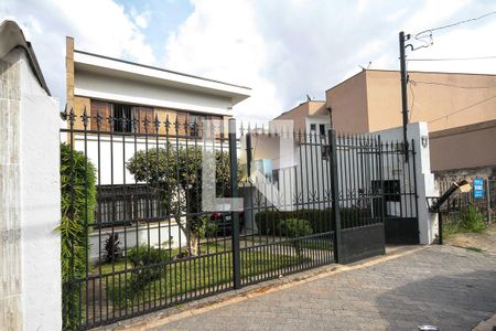 Casa à venda com 250m², 3 quartos e 3 vagasFachada