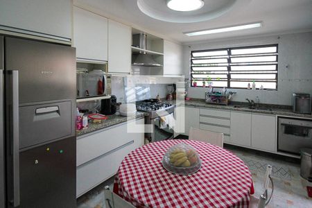 Casa à venda com 250m², 3 quartos e 3 vagasCozinha