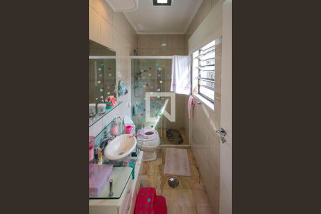 Casa à venda com 250m², 3 quartos e 3 vagasBanheiro Social