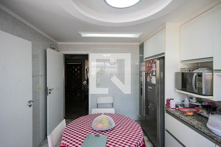 Casa à venda com 250m², 3 quartos e 3 vagasCozinha