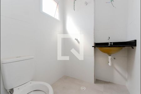 Apartamento para alugar com 56m², 2 quartos e 1 vaga Apartamento para alugar com 56m², 2 quartos e 1 vagaBanheiro da Suíte