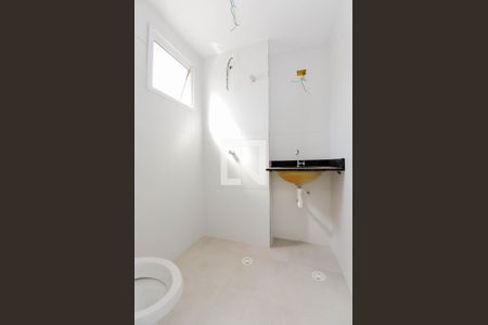 Apartamento para alugar com 56m², 2 quartos e 1 vaga Apartamento para alugar com 56m², 2 quartos e 1 vagaBanheiro da Suíte