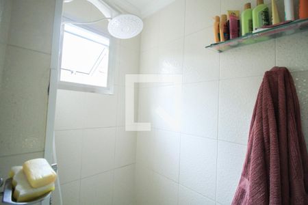 Apartamento à venda com 70m², 2 quartos e 1 vaga Apartamento à venda com 70m², 2 quartos e 1 vagaBanheiro